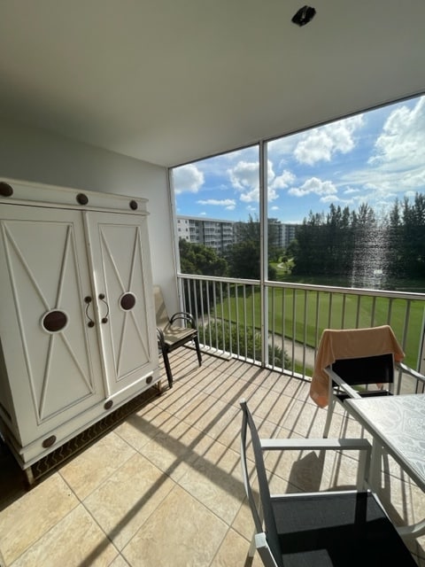Photo - 3250 N Palm Aire Dr Unit Palm Aire