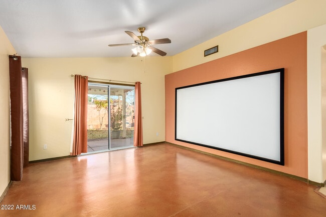 Photo - 525 N Val Vista Dr
