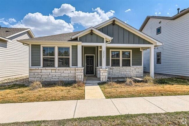 Building Photo - 2521 Pecan Island Dr Rental
