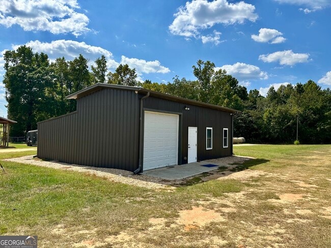 Building Photo - 315 Pinehill Rd Rental