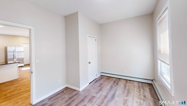 591 Orchard St Unit 1