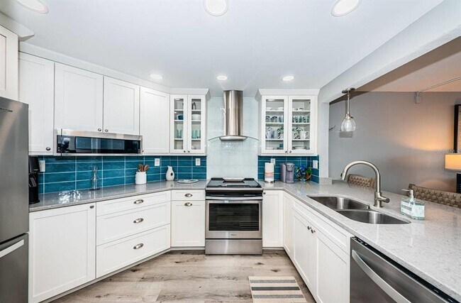 6295 Bahia Del Mar Cir Unit 505