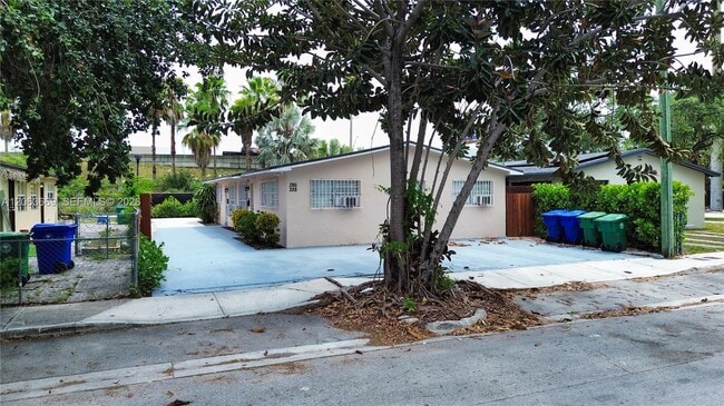 Photo - 286 NW 39th St Unit 288