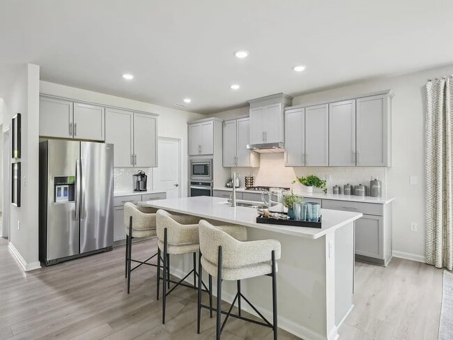 Photo - 332 Karlov Rd