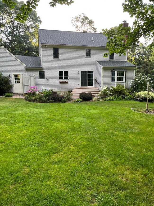 8 Bottom Ln Rental For Rent in Sandwich, MA