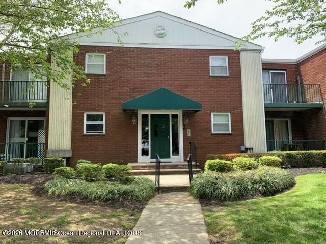 Photo - 65 Cedar Ave Unit A16