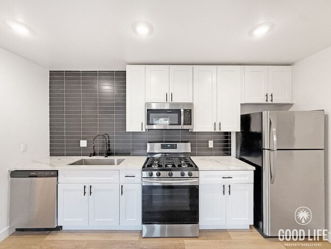 Photo - Sassafras St Unit 1128 Sassafras St