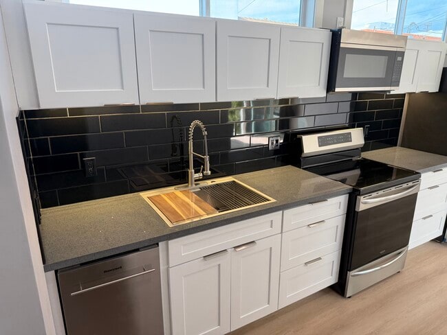 Photo - 13529 S Raymond Ave