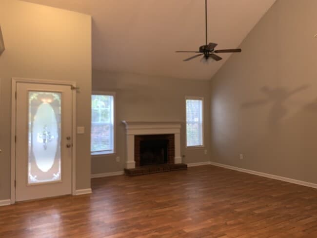 Photo - 150 Paces Landing Way