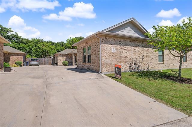 213 Stewart Bend Ct