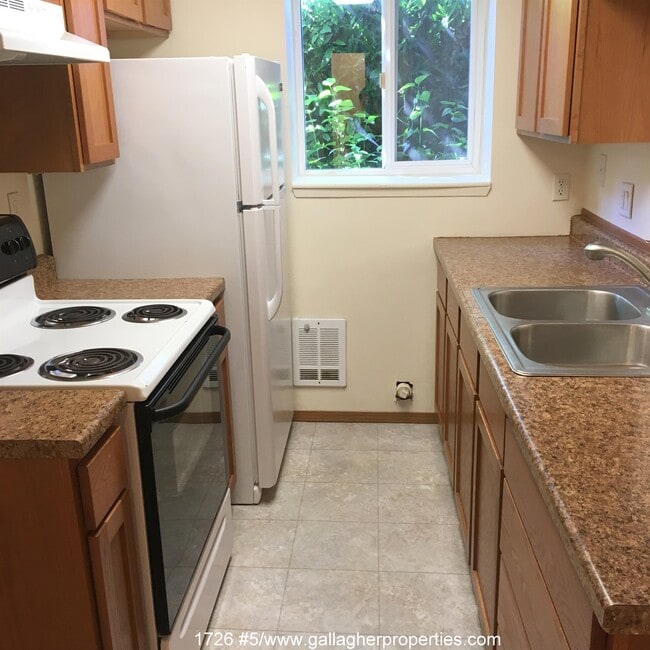 Photo - 1726 NW 62nd St