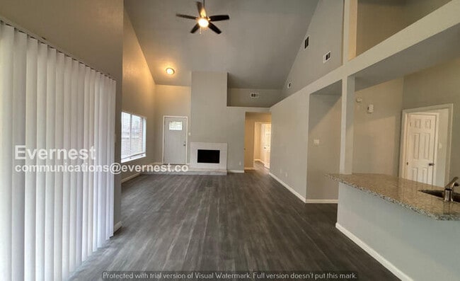 Photo - 18611 Headland Dr