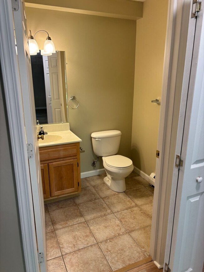 Lakepointe Apartment Homes