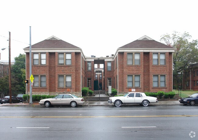 Bedford Pine Apartments