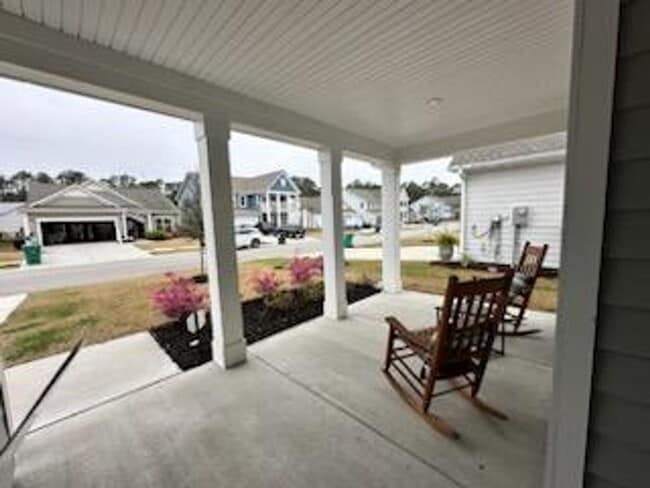 Photo - 275 Malind Bluff Dr