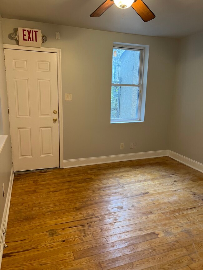 Photo - 3220 N Carlisle St Unit Apt 1