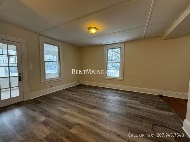 276 Main St Unit 3