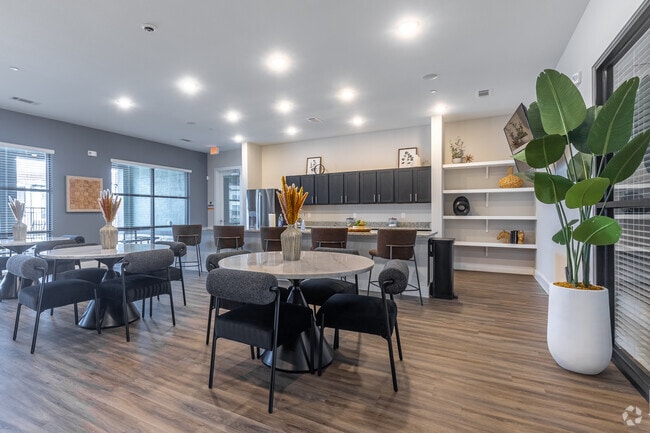 Clubhouse - The Terrace at Highland Hills