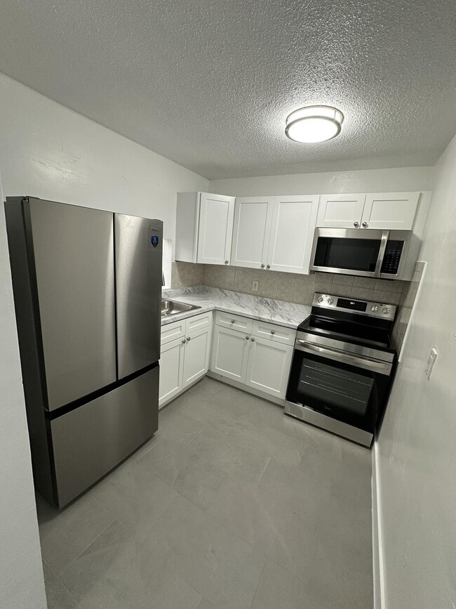 Photo - Avondale Gardens Apartments