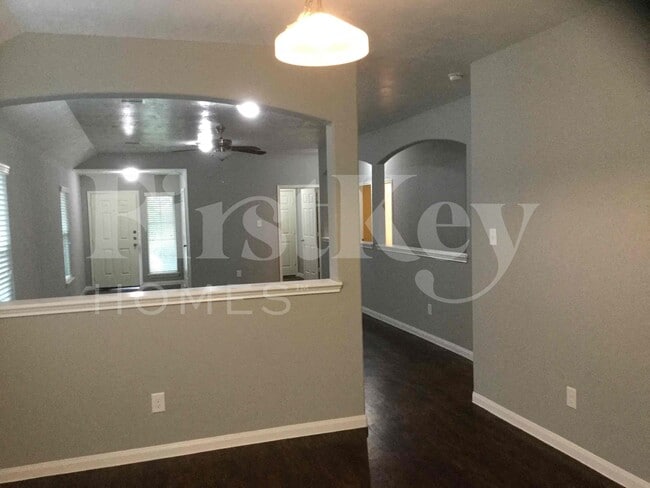 Photo - 14918 Huntington Willow Ln