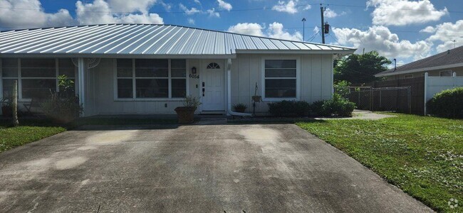 Building Photo - 6054 Felter St Rental