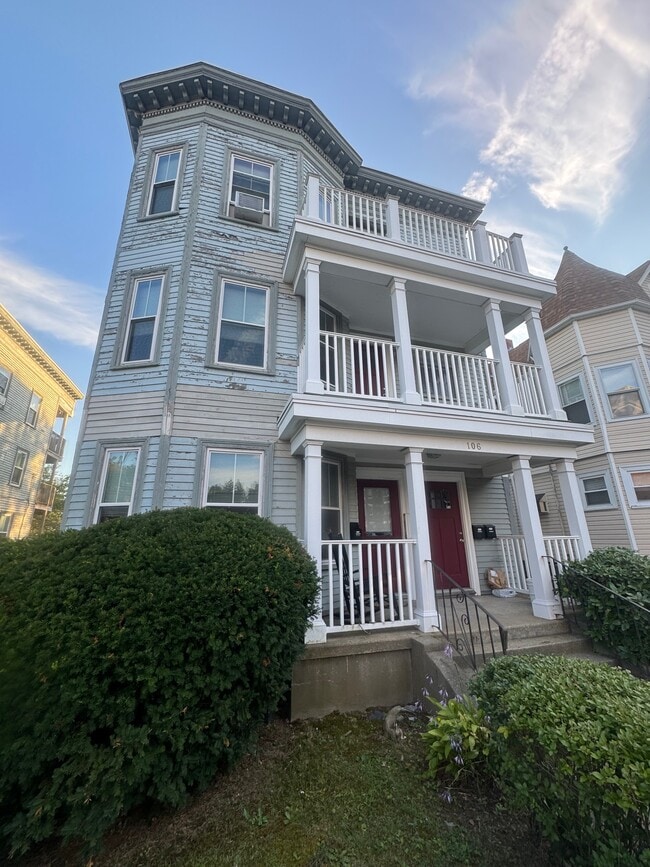 Photo - 106 Highland Ave Unit 2