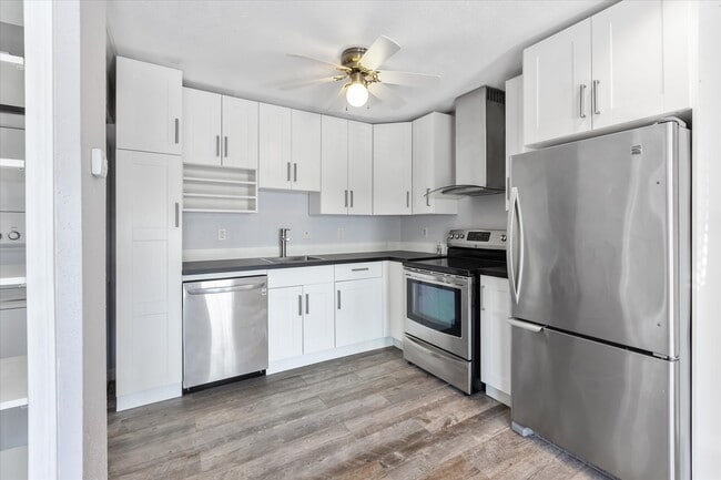 Building Photo - 13151 Walden Rd Unit 170 Rental