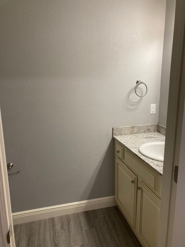 Photo - NOW PRE-LEASING Adorable 3 bedroom 3.5 bath unit!!!