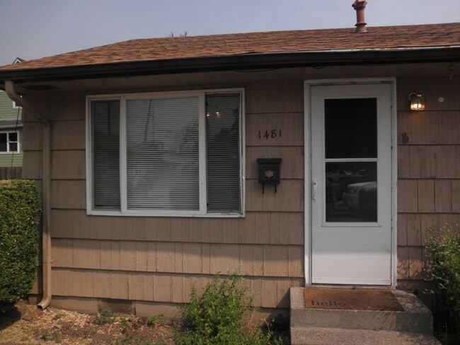 Building Photo - Updated, single level