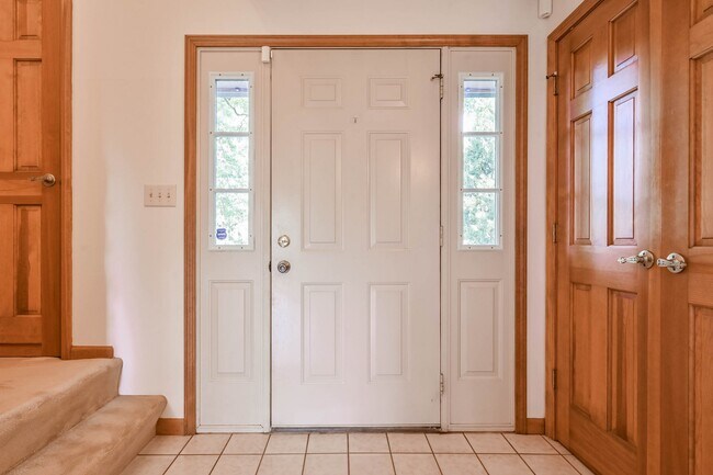 Photo - 615 Mulberry St