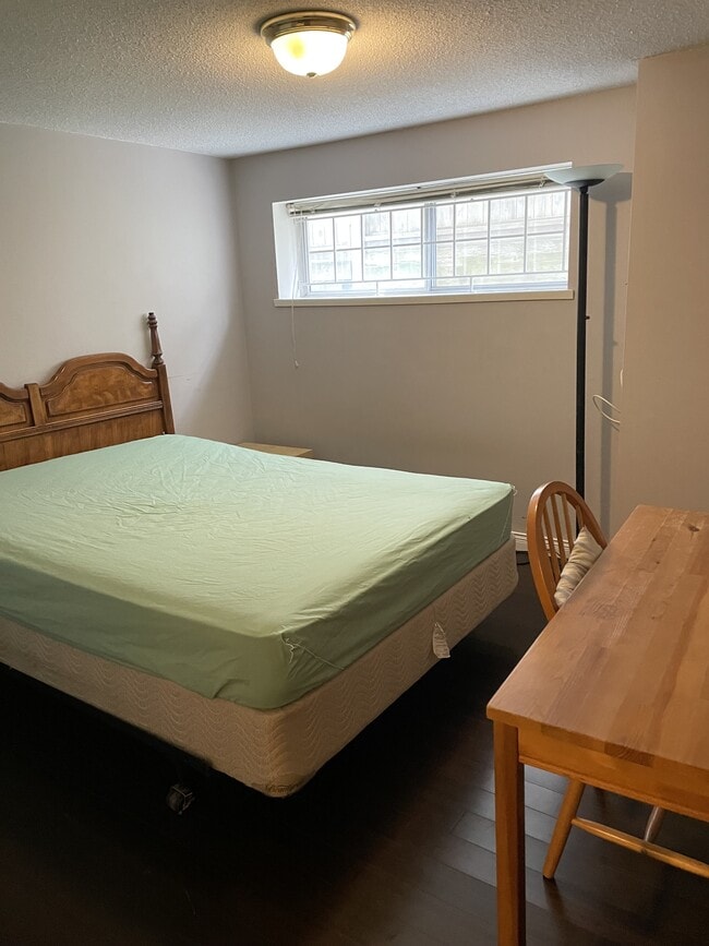 Photo - 722 W 66th Ave