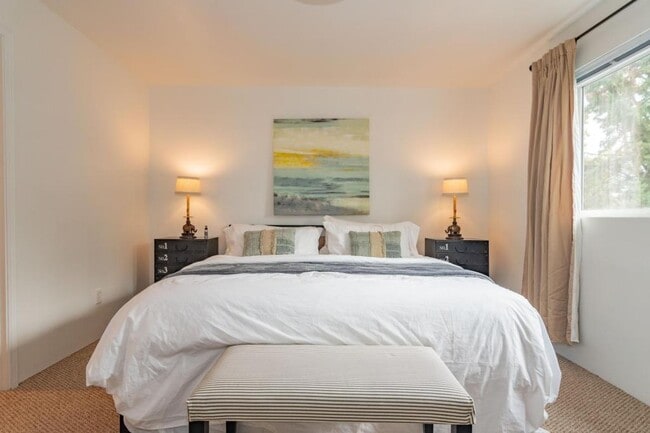 Photo - 2030 Brookhurst St