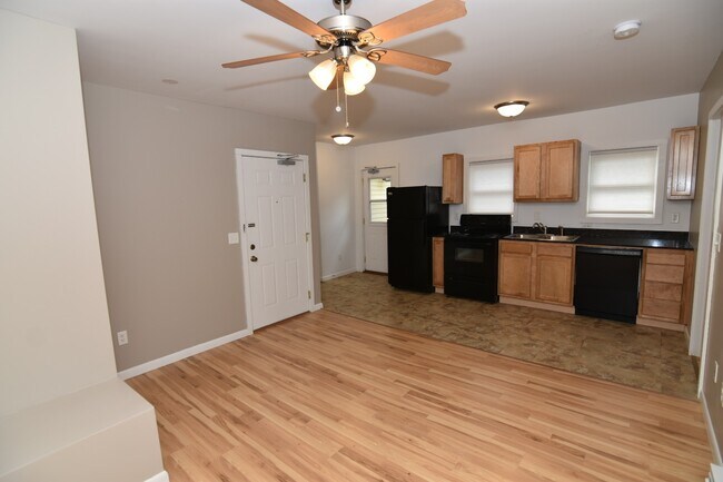 Photo - 2625 3rd Ave Apartments
