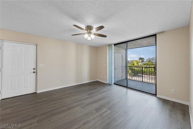 Building Photo - 13545 Eagle Ridge Dr Unit 823