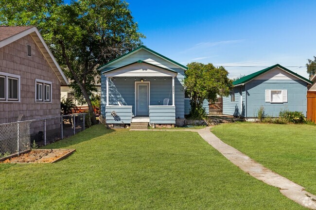 Building Photo - Charming bungalow Rental