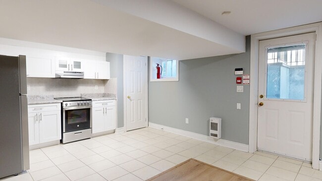 Building Photo - 775 Ossington Avenue