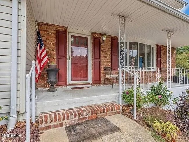 Photo - 151 Cardinal Dr