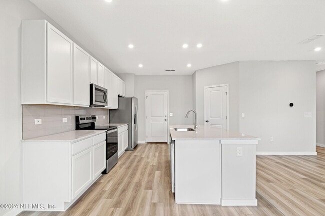 Photo - 14710 Cashew Ave