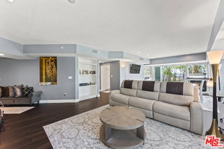 Photo - 13600 Marina Pointe Dr