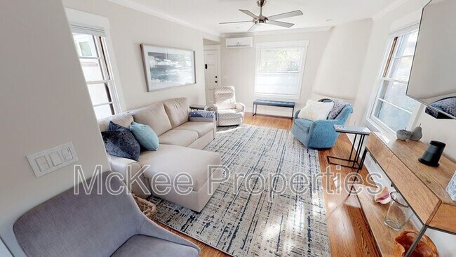 416 G Ave