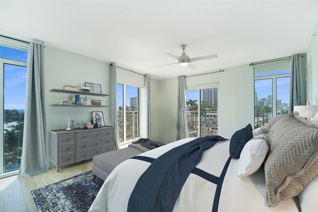 Photo - 7600 Collins Ave