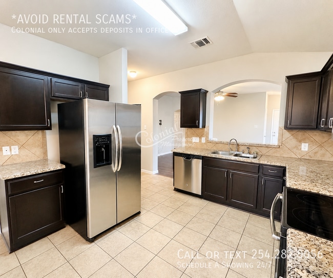 Photo - 5829 Huntington Dr