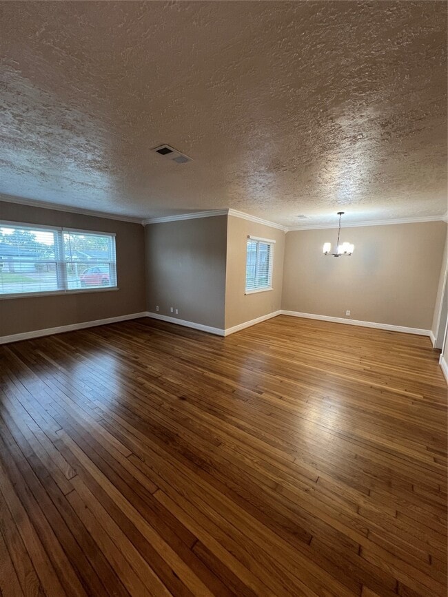 Photo - 5319 Cortelyou Ln