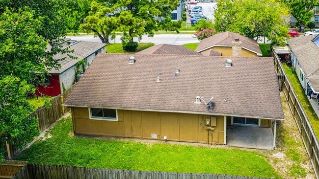 Photo - 8710 Parkway Forest Dr