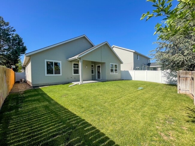 Photo - 1330 W Joshua St