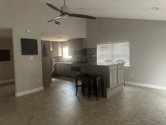 Photo - 13822 Chalmette Ave