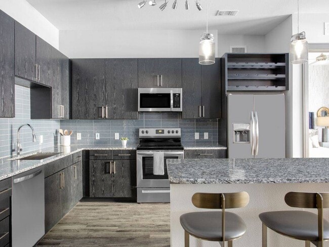 Photo - Cue Galatyn Station