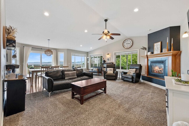 3213 Hemlock Ct Unit SI ID1296500P