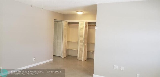 Photo - 1630 N 25th Ave