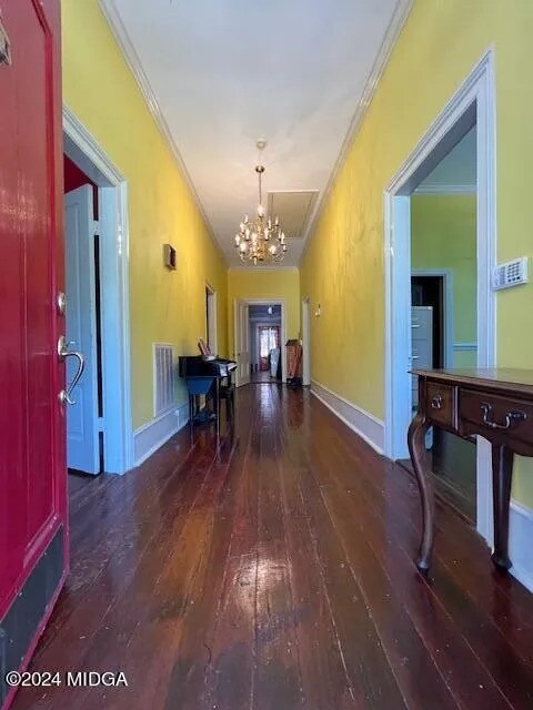 Photo - 992 Spring St